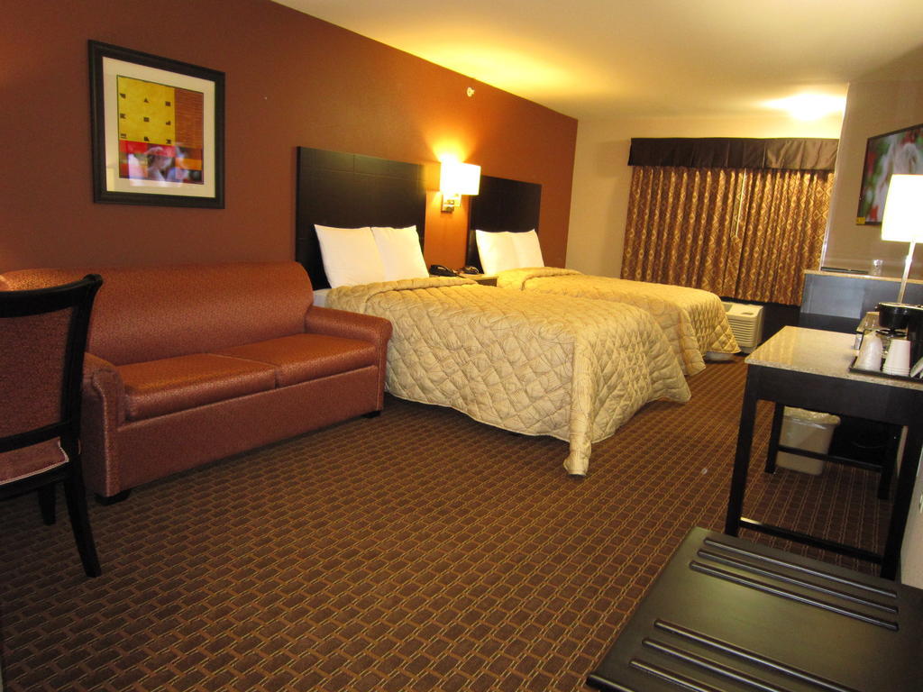 Red Carpet Inn And Suites Monmouth Junction Номер фото